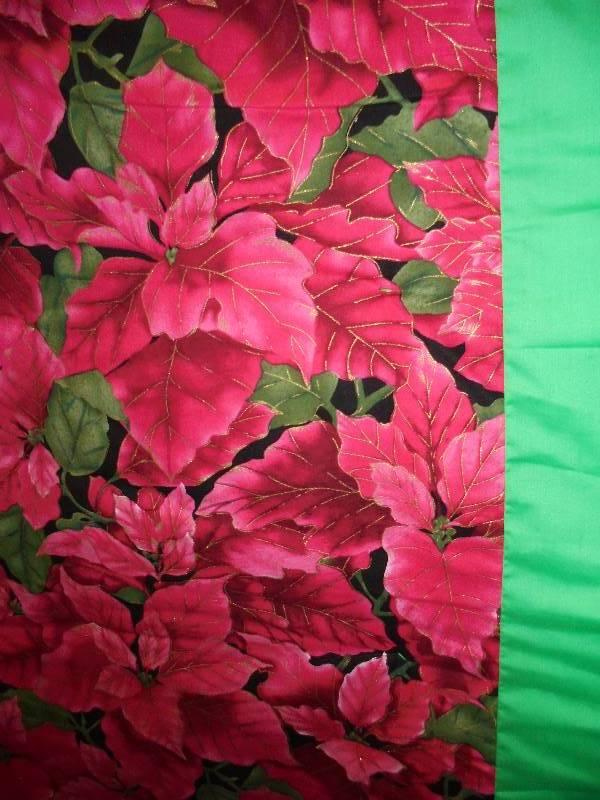 HANDCRAFTED QUILT - POINSETTIA PATTERN