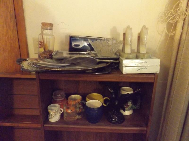 Silver Colored Trays, Beer Stein, Onyx Bookends, A&W Mug, more