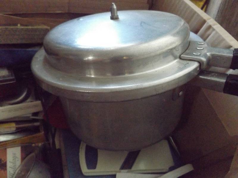 Pots and Pans w Lids, Sharpening Stone