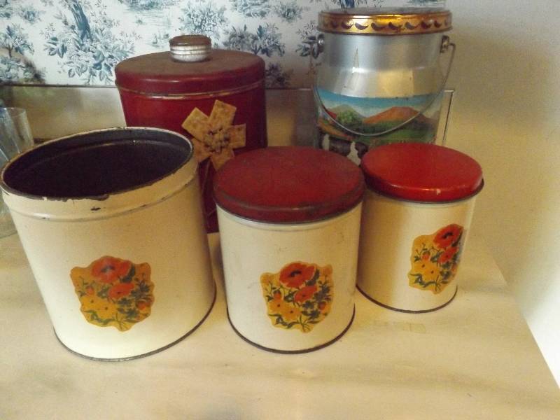 Metal Tin Canisters