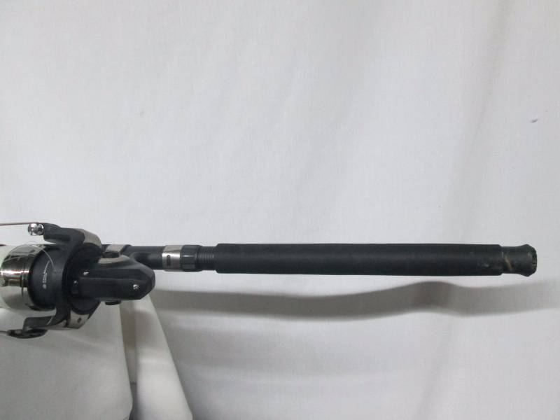 lot 19 image: Ready 2 Fish Rod and Reel