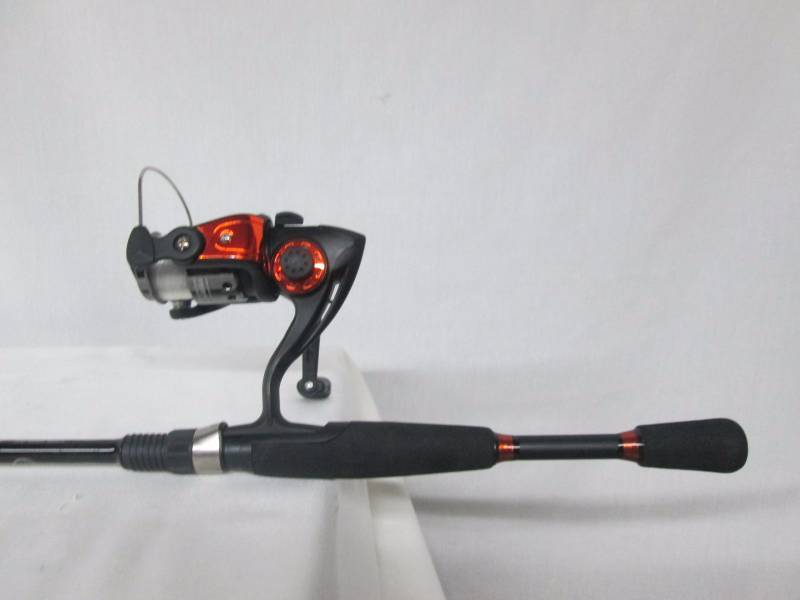 lot 28 image: Ready 2 Fish Rod and Reel