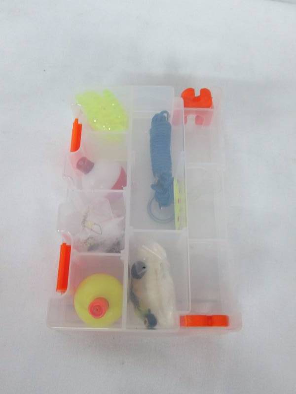 lot 32 image: Ready 2 Fish Multi Specs Tackle Box