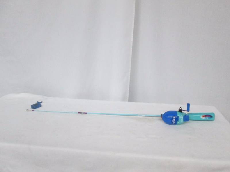 lot 39 image: Shakespeare Kids Rod and Reel - Frozen