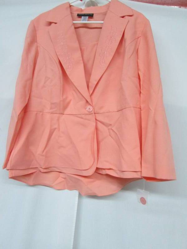 lot 48 image: Wearabouts Plus 2-pc. Peplum Skirt Suit Set