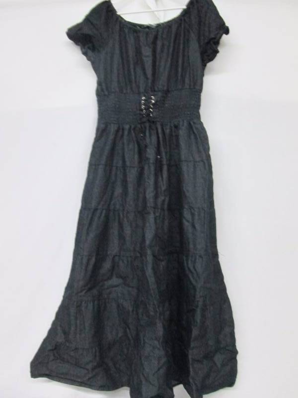 lot 53 image: Wearabouts Misses Tiered Denim Dress