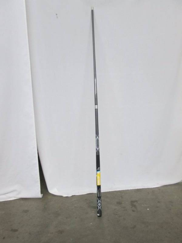 lot 44 image: Fiber Tek Pool Cue