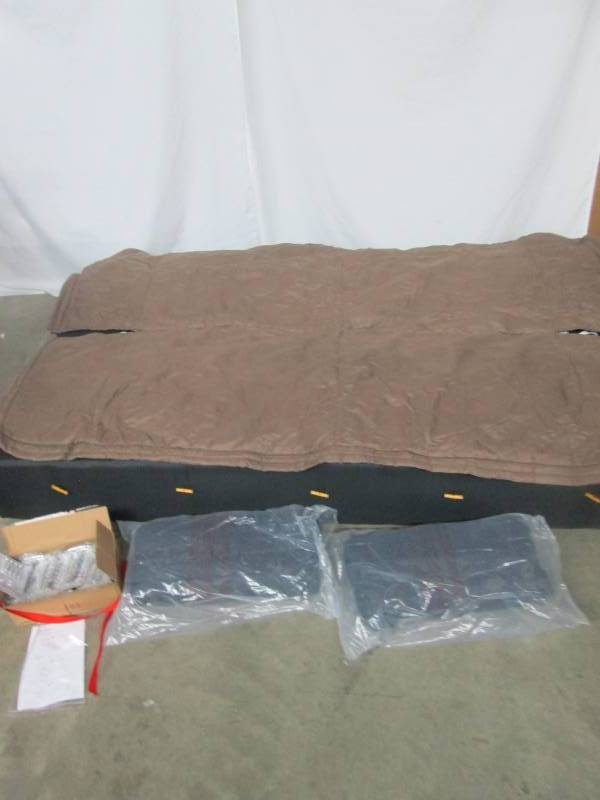 lot 4 image: San Juan Click-Clack Convertible Sofa