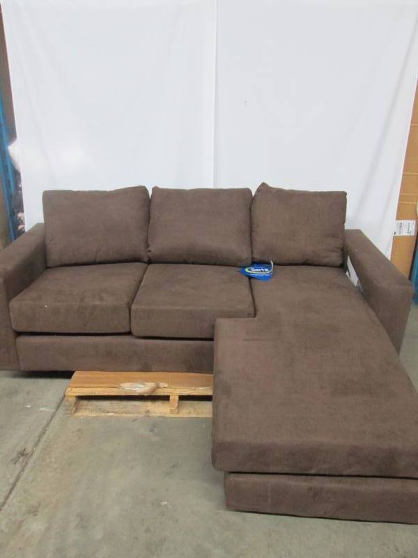 lot 9 image: Hayden Sectional Sofa with Reversible Chaise