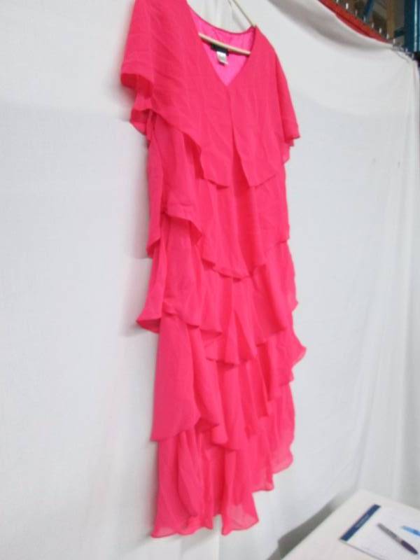 lot 57 image: Wearabouts Misses Layered Chiffon Dress