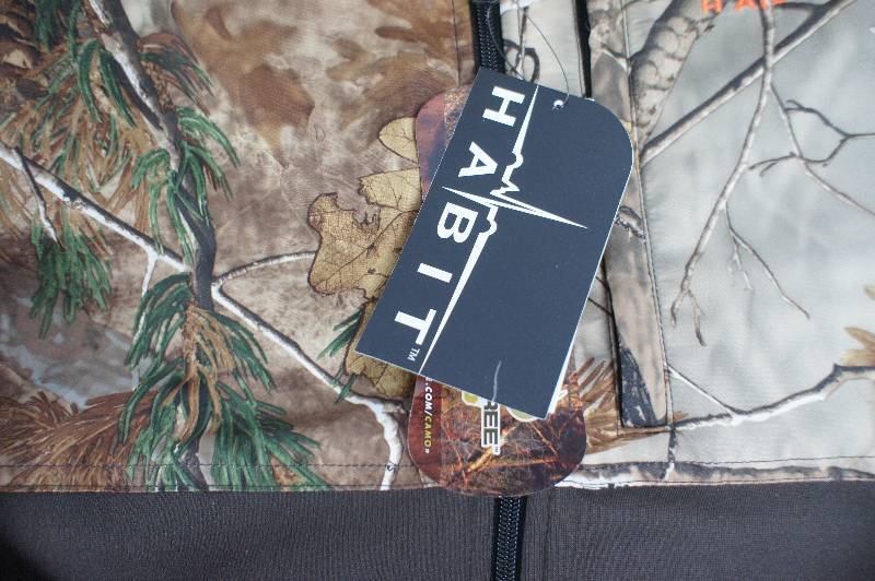 Habit by Mahco Outdoor Jacket Realtree AP Camo  Brown