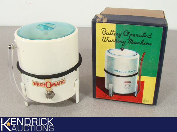 Vintage SHOWA Toy Wash-O-Matic Washing Machine