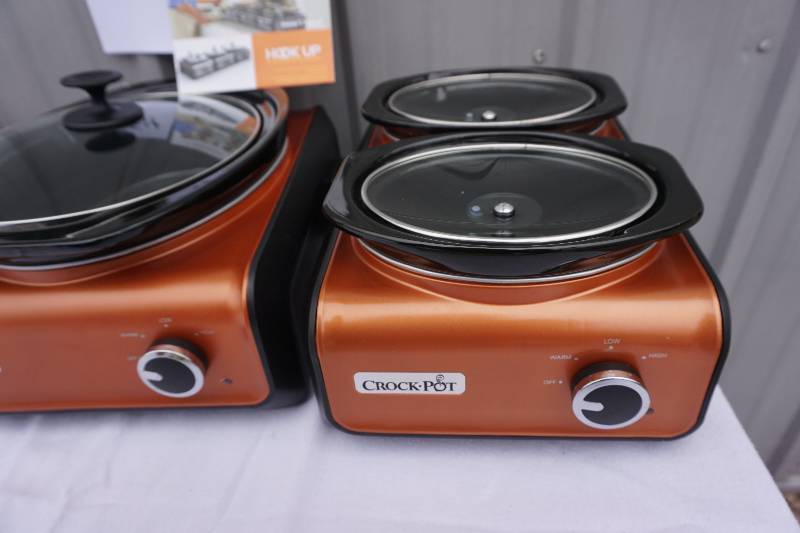 Crock Pot Brand 3 pc Food WarmerServer Entertaining Center
