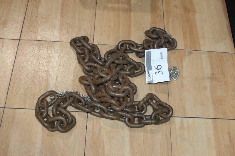 lot 36 image: Lot of (2) Lifting Chains