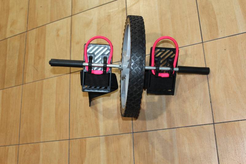 lot 34 image: Ab Wheel