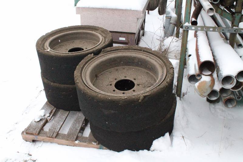 Case Wheels And Tires