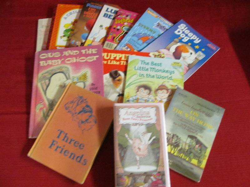 lot 23 image: books