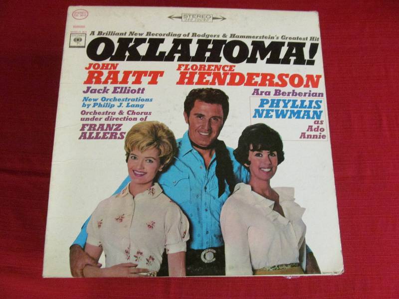 lot 43 image: vintage record albums
