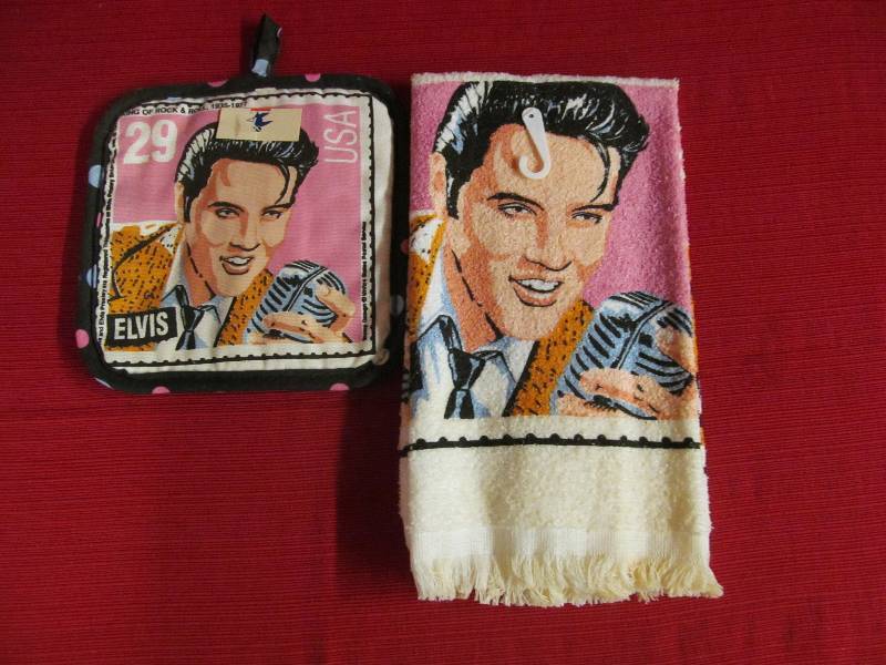 lot 85 image: Elvis hand towel