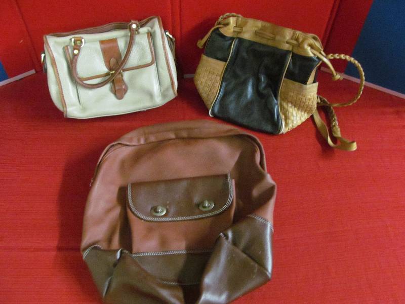 lot 98 image: Hand Bags