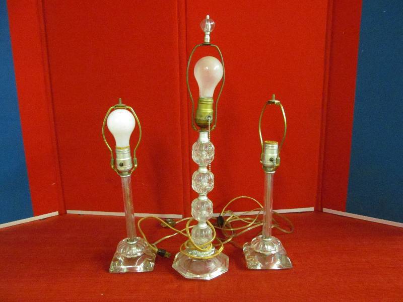 lot 99 image: Lamps