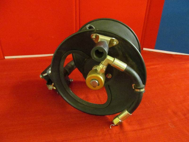 lot 152 image: Air Hose Reel