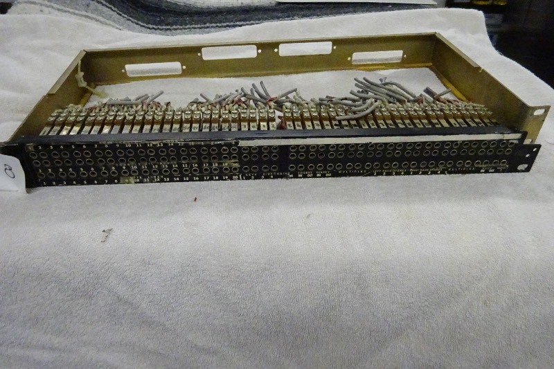 lot 8 image: 144 Point Tiny Telephone Patch Bay