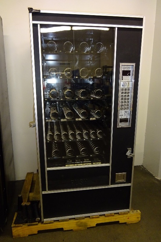 Vending Machine 28 Selection  with 4 Gum selection