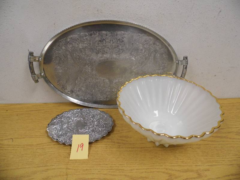 Large Bowl & Serving Tray