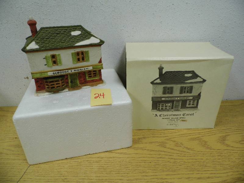 Department 56 Dickens Village