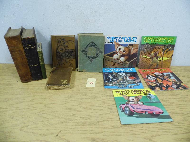 Vintage Bjooks - Gremlins Books