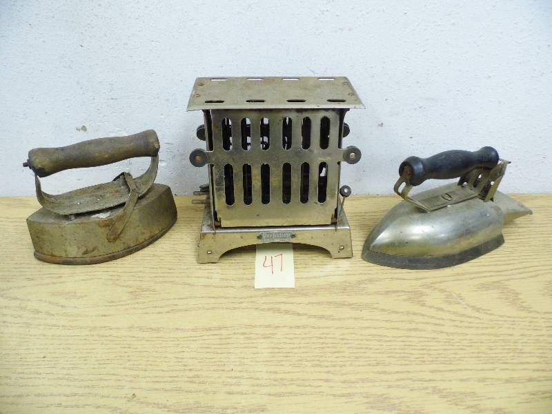 Antique Perfection Toaster - Irons