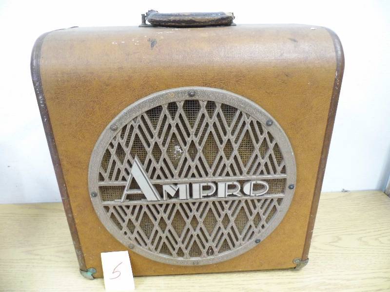 Ampro Movie Projector & Speaker