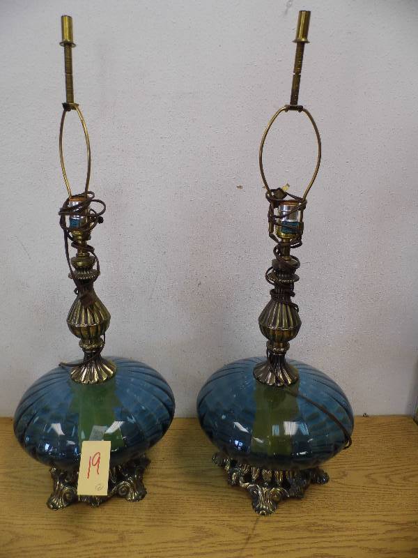 2 Vintage Lamps