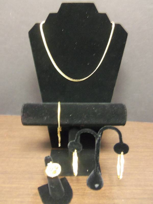 Gold Set