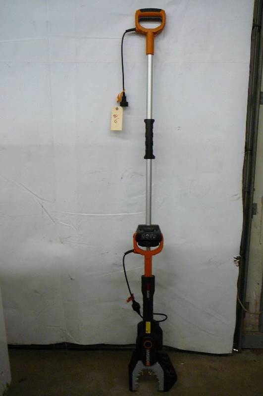 Pole Saw 120 Volts works model W6308 Jaw saw Works