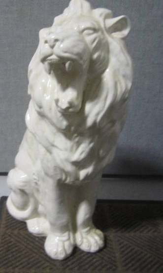 CERAMIC LION 24 HIGH