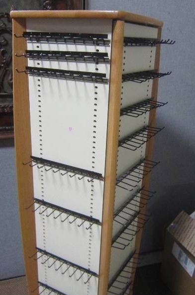 4 SIDED SPIN DISPLAY RACK ON WHEELS