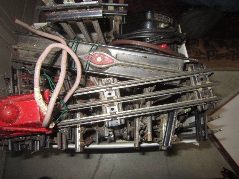 BOX OF LIONEL TRACK