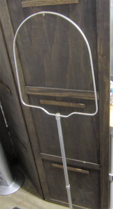 BIRD CAGE STAND