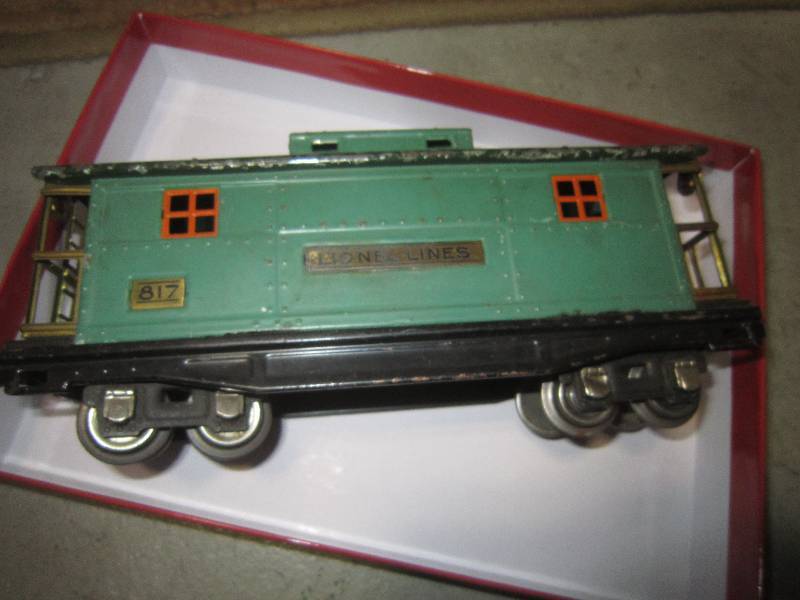 LIONEL CABOOSE 817