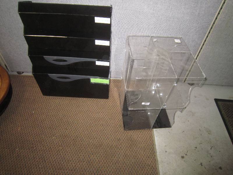 RETAIL DISPLAY AND WALL FILE HOLDER