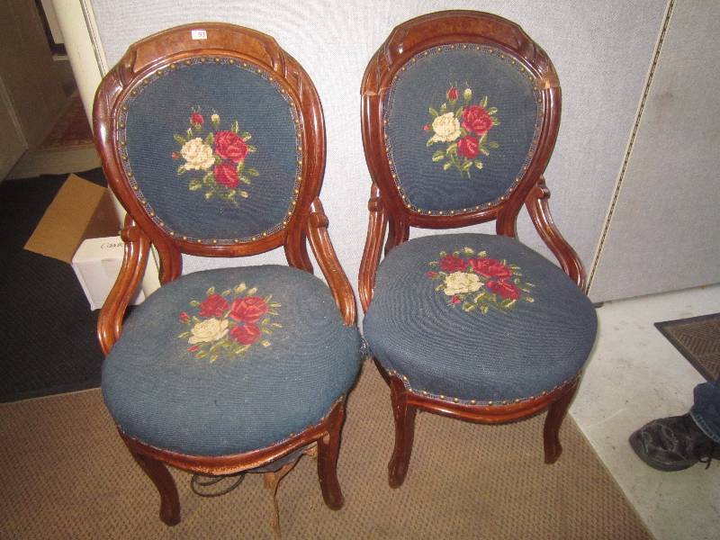 SET OF 2 OLD ORNATE NEEDLEPOINT CHAIRS.