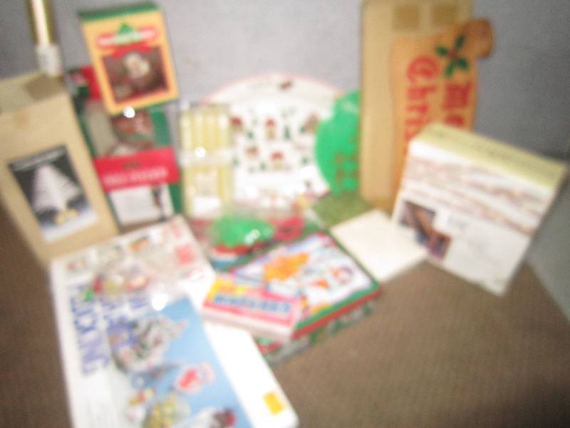 LOT- BOX OF CHRISTMAS, LIGHTS, MISC