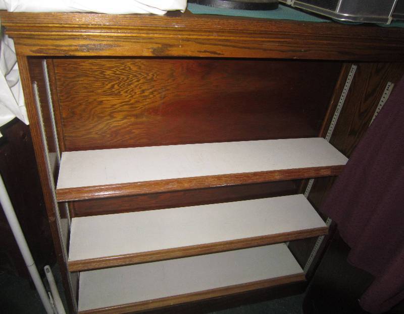 DOUBLE SIDED OAK BOOKCASE