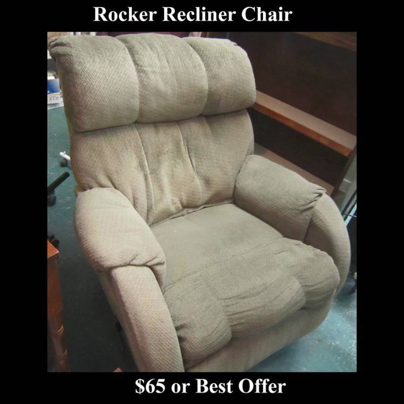 LARGE RECLINER