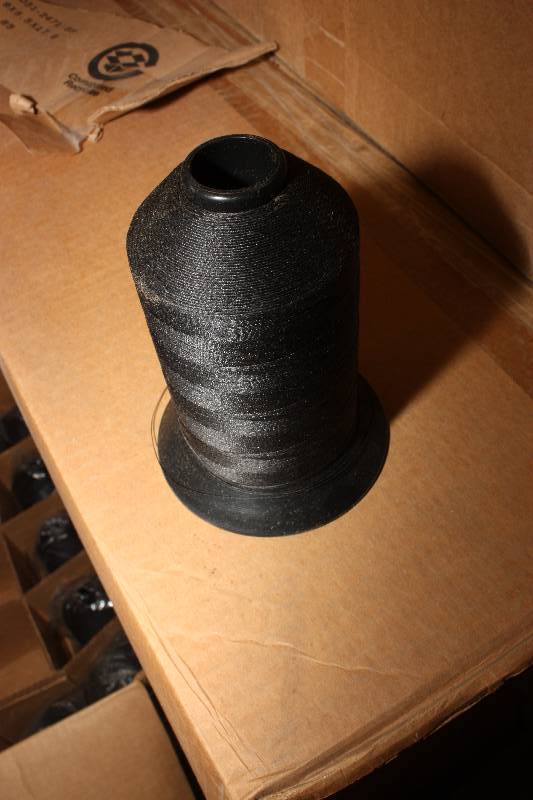 Heavy polyester thread