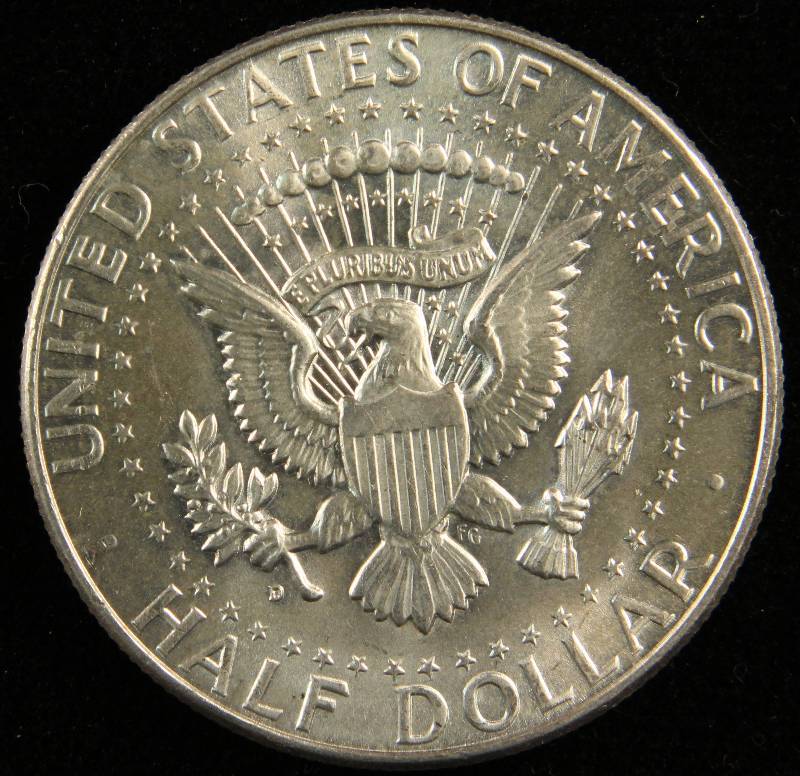 1964-D KENNEDY SILVER HALF DOLLAR UNC.