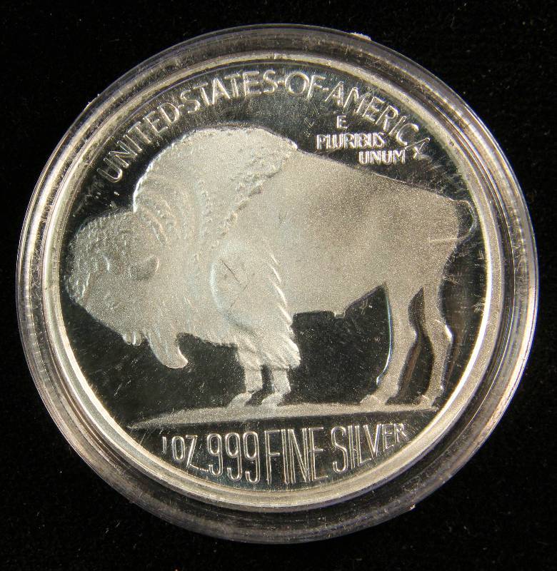 1 TROY Oz. .999 FINE SILVER INDIAN BUFFALO ROUND IN AIRTITE HOLDER