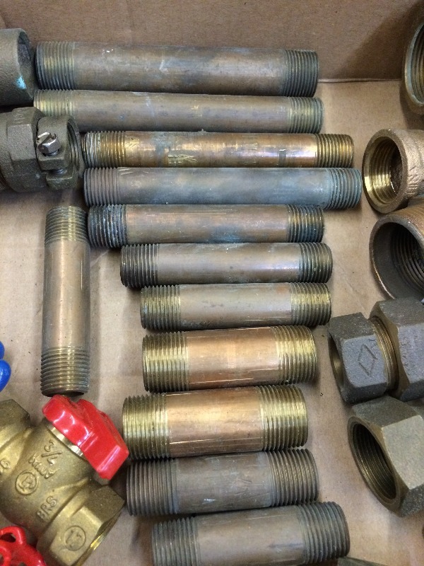 Assorted brass valves, pipe nipples, gate valves - nice lot  12 - 1 14